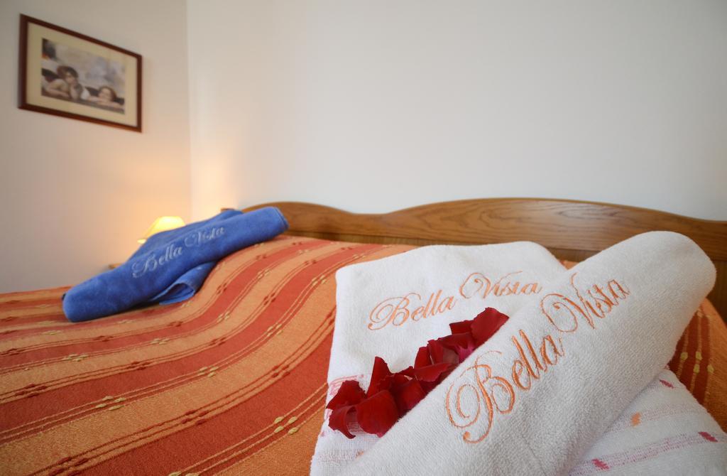 Bella Vista Apartments موتوفون الغرفة الصورة