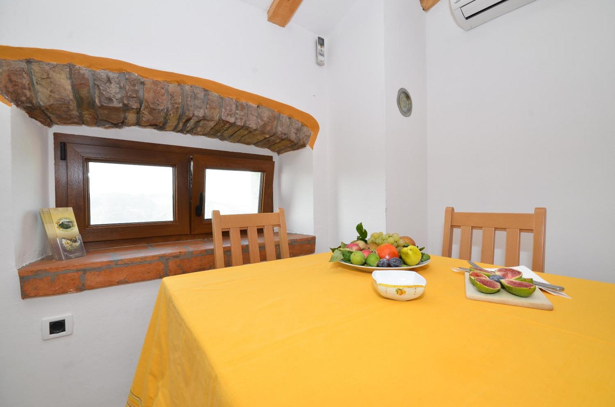 Bella Vista Apartments موتوفون الغرفة الصورة