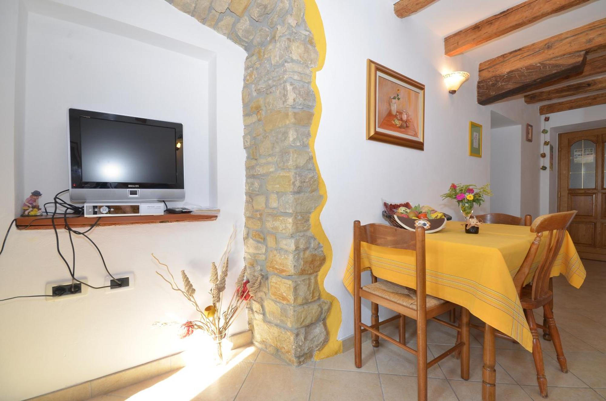Bella Vista Apartments موتوفون الغرفة الصورة