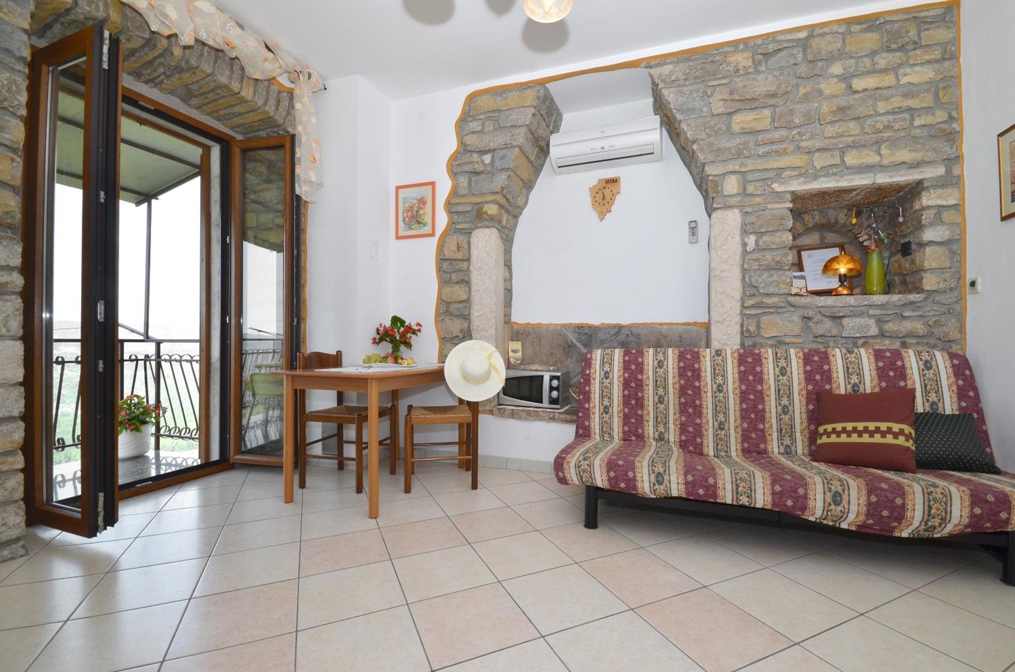 Bella Vista Apartments موتوفون الغرفة الصورة
